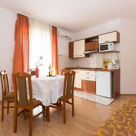 Marija F4 Apartment Krk Town Exterior photo