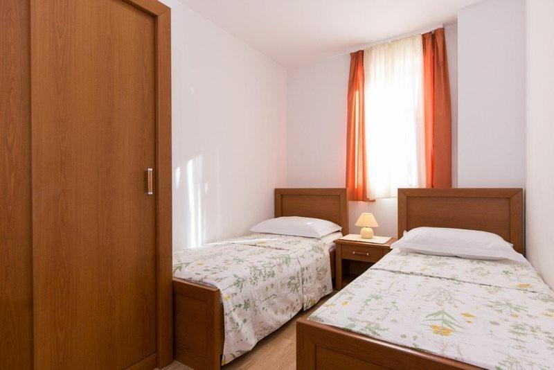 Marija F4 Apartment Krk Town Exterior photo